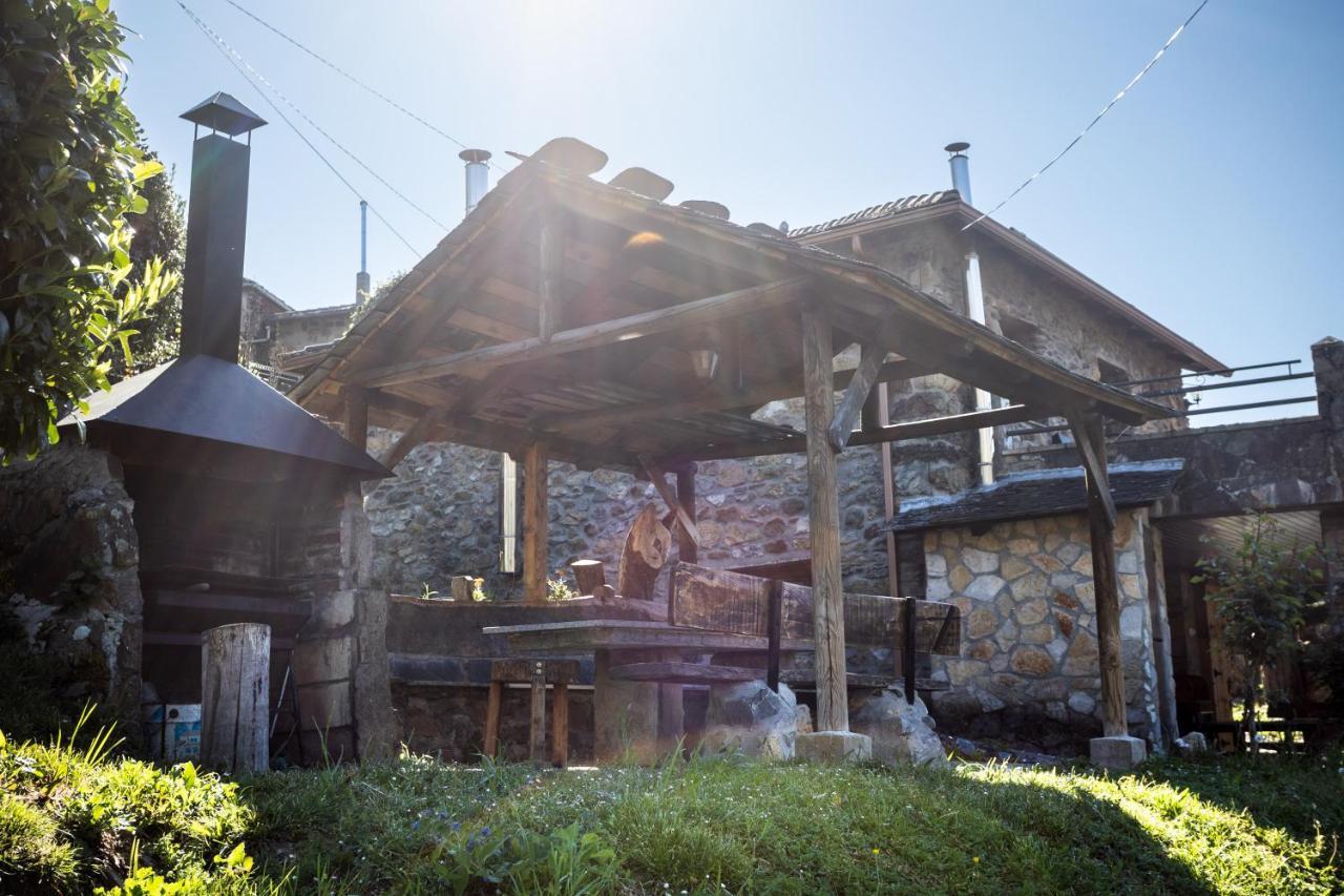 Casa De Aldea Menendez Vila Cangas De Narcea Exterior foto